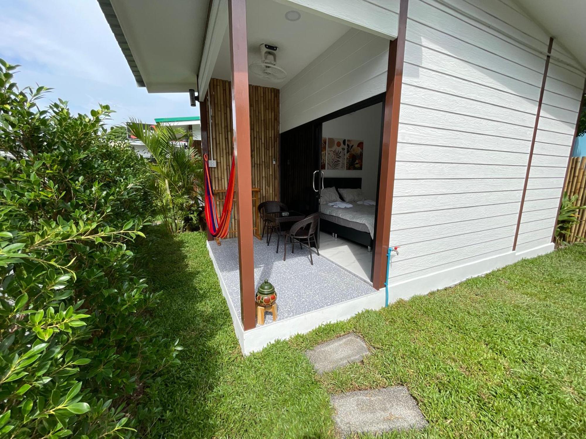 Pavana Boutique & Kite Bungalows Тонгсала Екстериор снимка